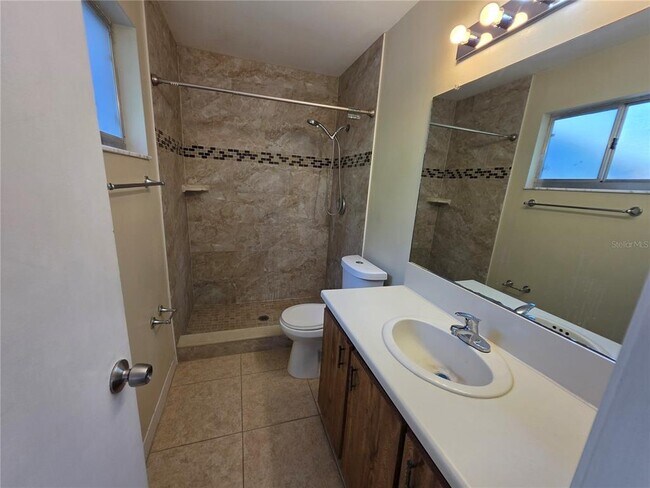 Building Photo - 8507 Caledesi Island Dr