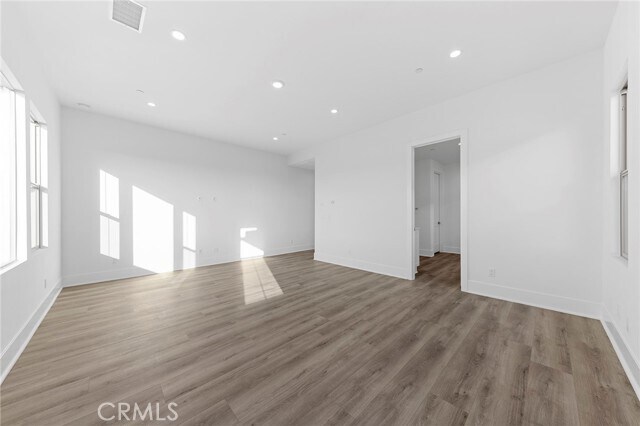 Building Photo - 57 Longchamp