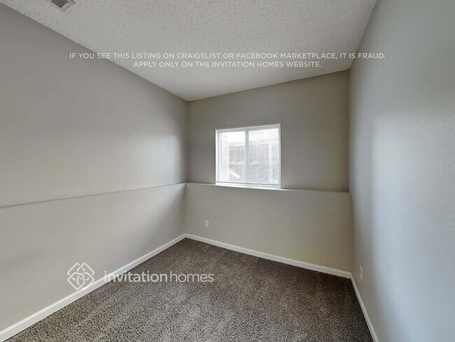 Building Photo - 1162 W 132nd Pl