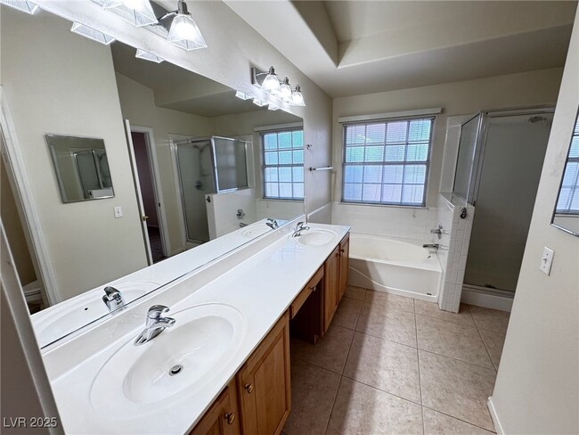 Building Photo - 5117 Elm Grove Dr