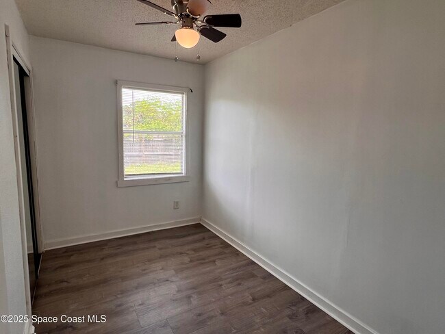 Building Photo - 279 Fernandina St NW