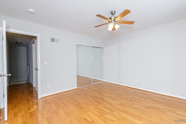 Building Photo - 1836 Rockmoor Dr