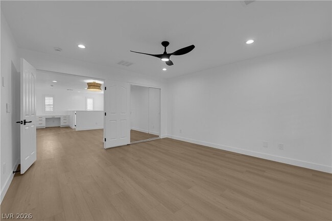 Building Photo - 465 Cabral Peak St