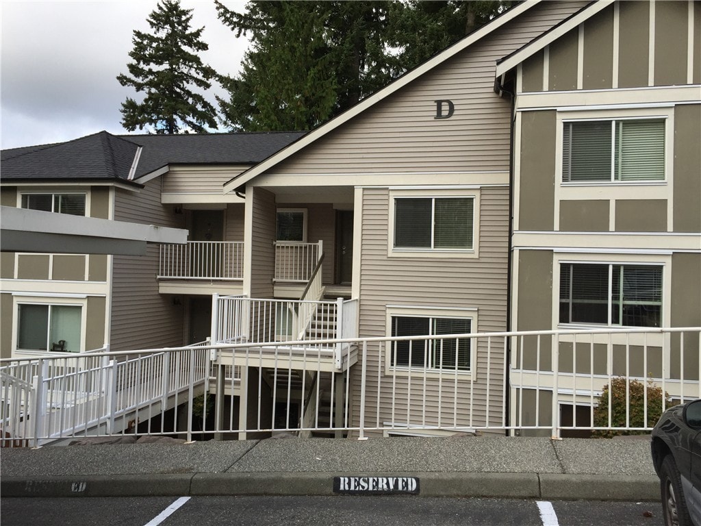 Building Photo - 16101 Bothell Everett Hwy