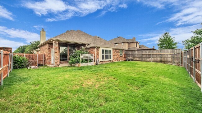 Building Photo - 2224 Crestridge Dr