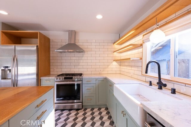 Building Photo - 336 Museum Dr