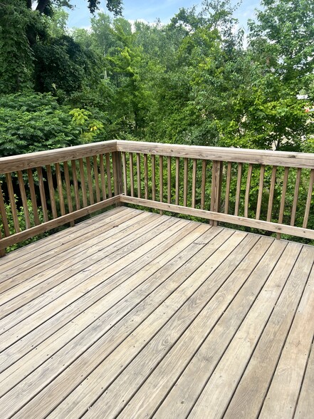 Deck Access off Dining Area - 382 Cotton Brook Dr
