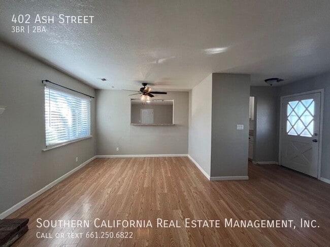 Building Photo - 402 Ash St