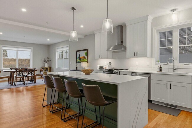 Building Photo - 40 Sage Ln