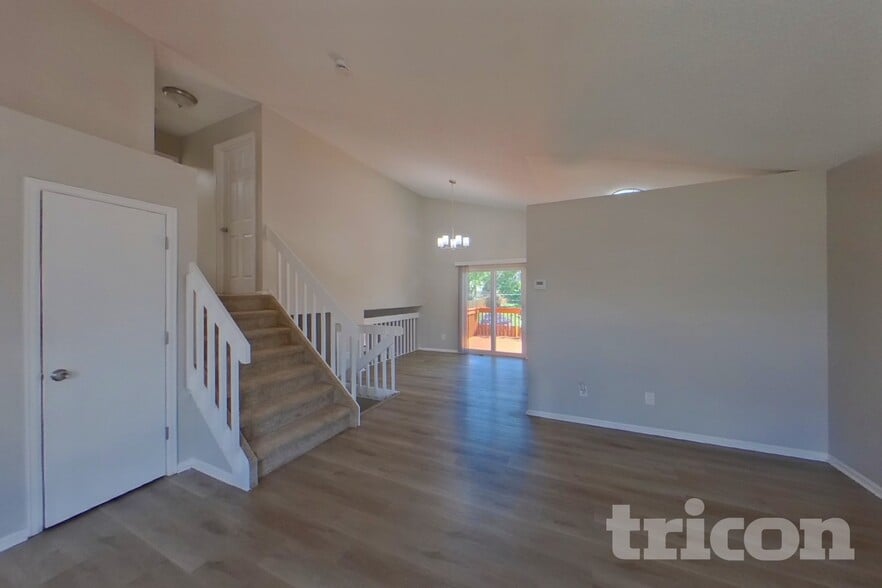 Building Photo - 4650 Dooley Way