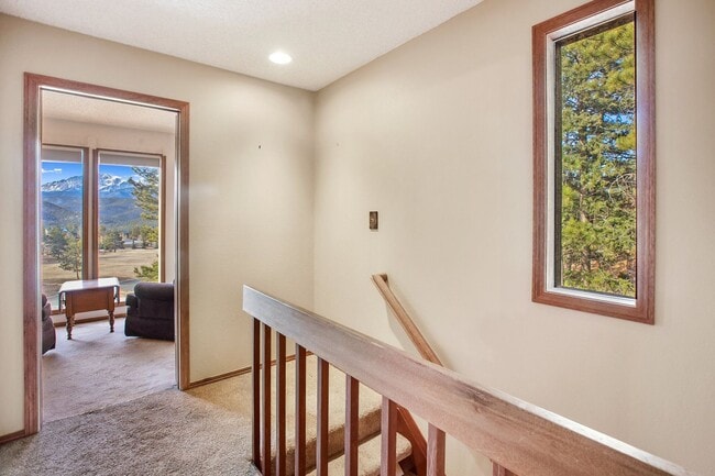 Building Photo - Beautiful Unit on Greenway for rent!