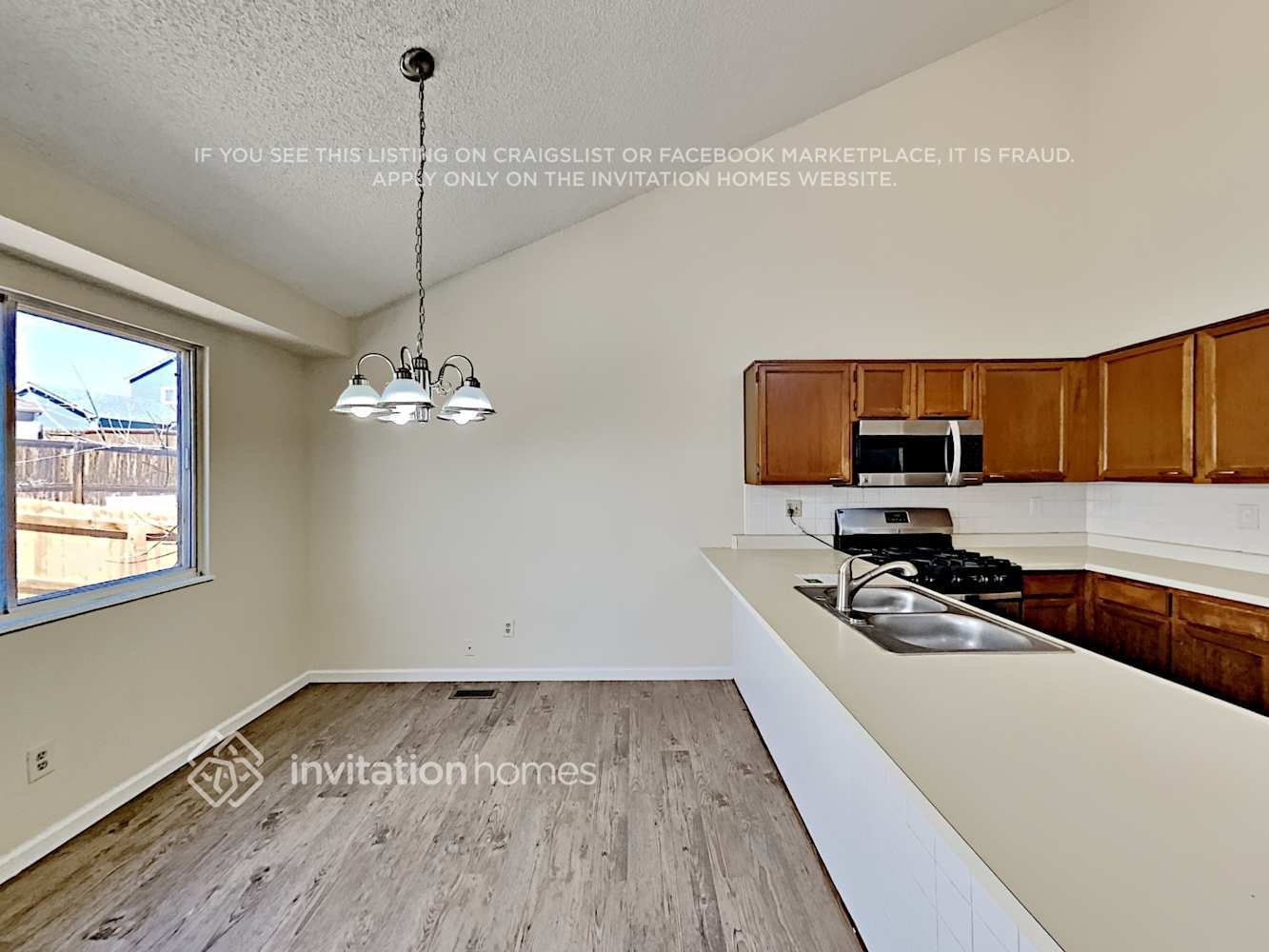 Building Photo - 11417 W 103rd Ave