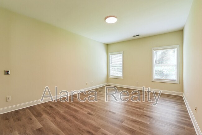 Building Photo - 3317 Bridgewick Rd