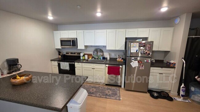 Building Photo - 1221 Commonwealth Ave