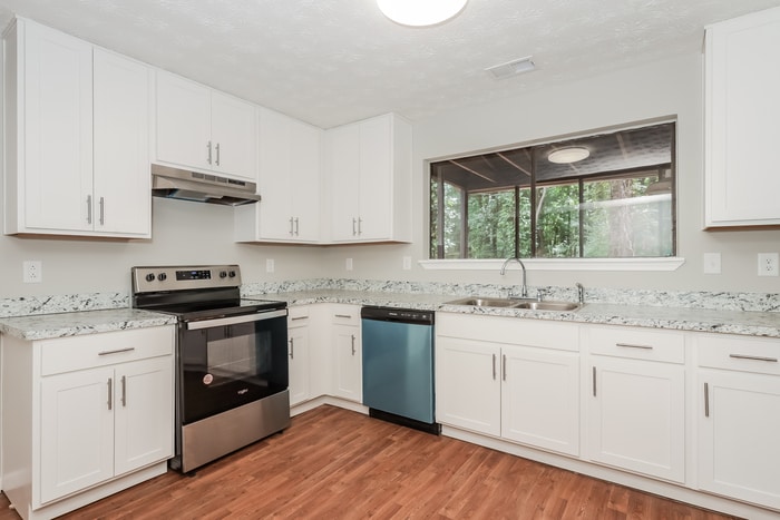 Building Photo - 6740 Creekmoor Ln