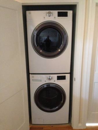full size washer/dryer - 156 Green St