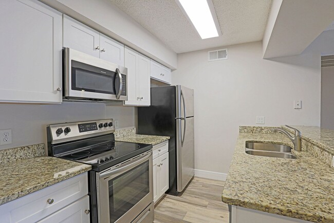 Building Photo - Mystic Gardens 5329-2915
