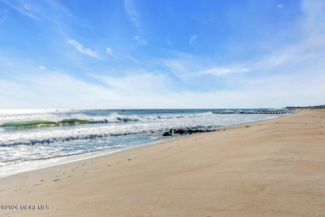 Building Photo - 108 Neptune Pl