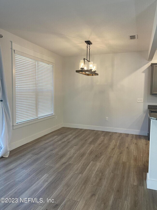 Building Photo - 7003 Butterfield Ct