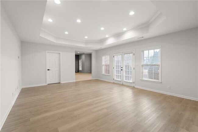 Building Photo - 870 Longstone Landing