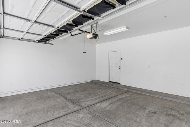 Building Photo - 21655 N 36th Ave