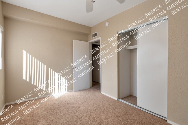 Building Photo - 2970 W Lena Way