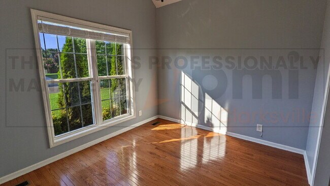Building Photo - 3317 Sunny Slope Dr