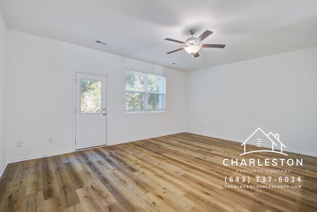 Building Photo - 200 Woodward Rd