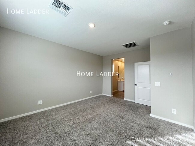 Building Photo - 41645 W Driftwood Ln