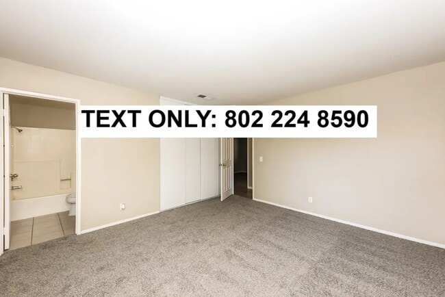 Building Photo - 39715 Sunrose Dr