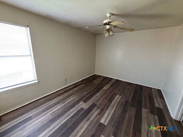 Building Photo - 2802 Cantabrian Dr