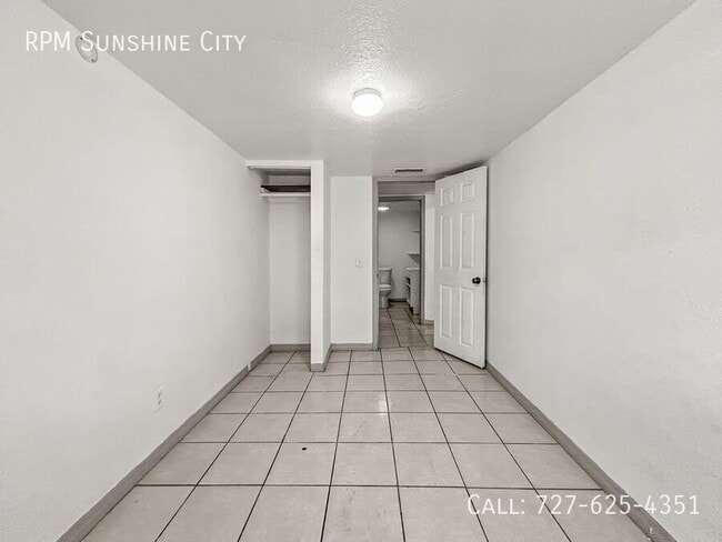 Building Photo - 3105 N 75th St