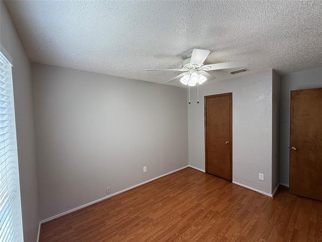 Building Photo - 1420 Superior Dr