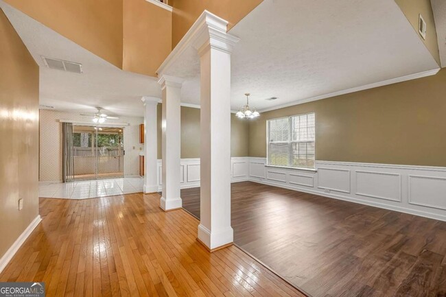 Building Photo - 4392 Windmoor Dr NW
