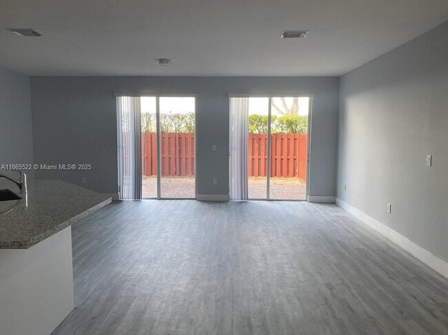 Building Photo - 8478 SW 166th Pl