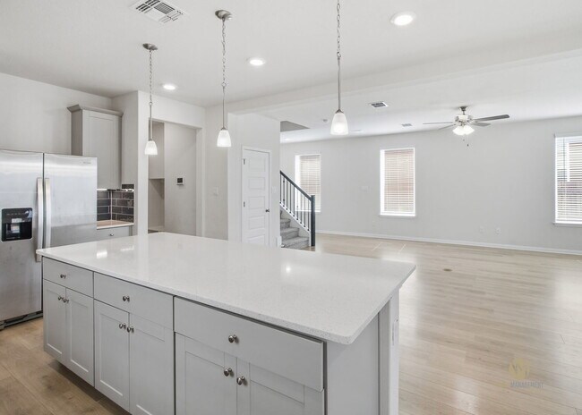Building Photo - Modern 2023-Built Home | Community Pool, EV Charging & Appliances Included!