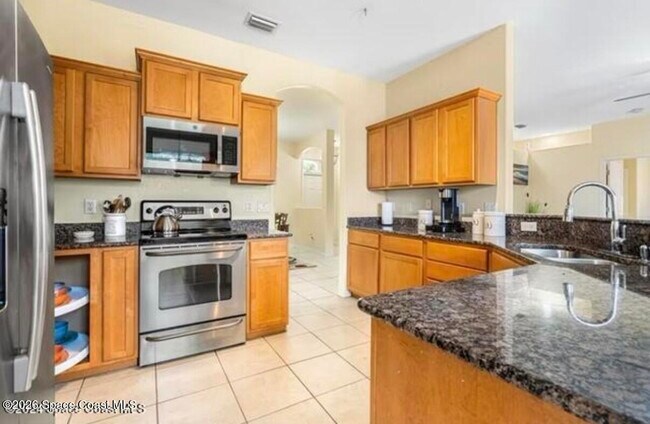 Building Photo - 463 Eldron Blvd NE