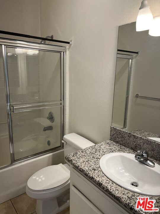 Building Photo - 12375 Osborne Pl