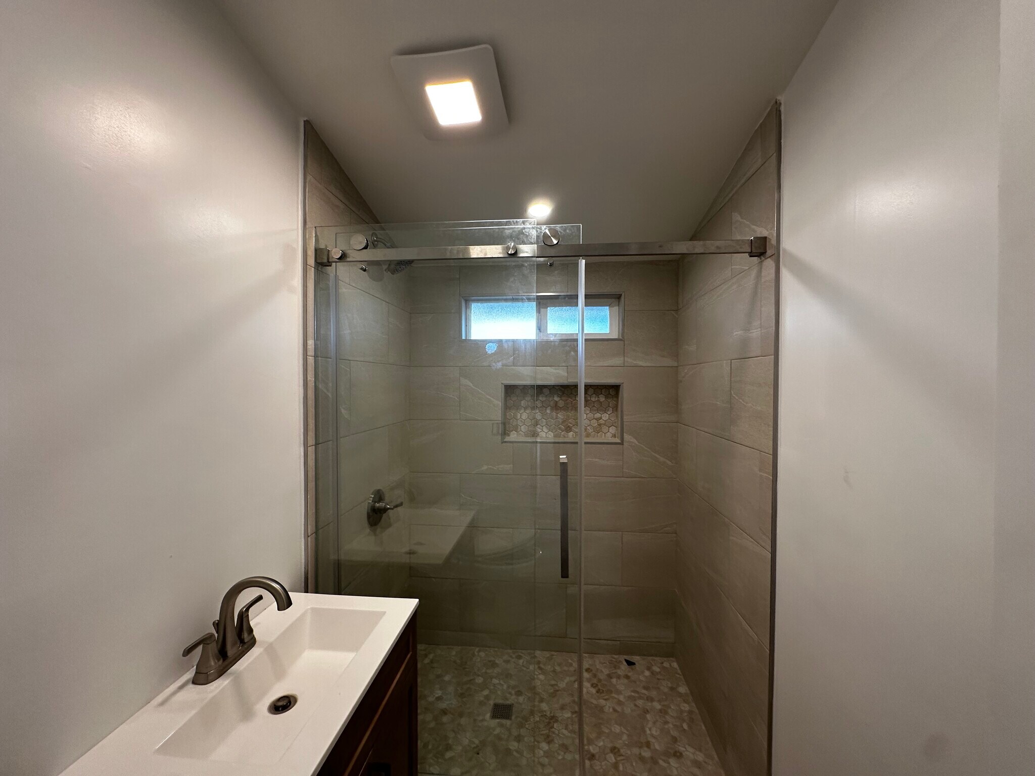 Building Photo - 20315 Hamlin St