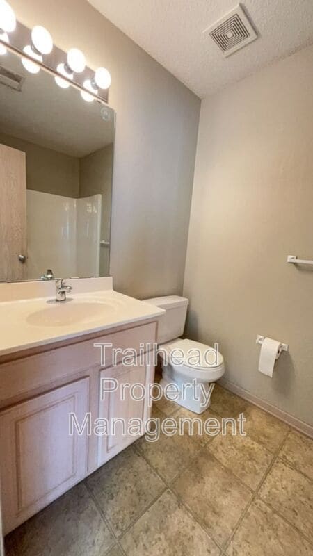 Building Photo - 4419 NE 83rd St