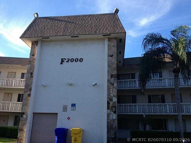 Building Photo - 2000 Springdale Blvd