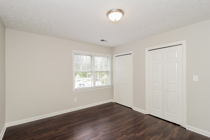 Building Photo - 4296 Alison Jane Dr NE
