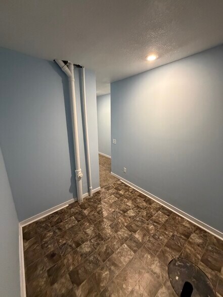 Building Photo - 3906 Reservoir Blvd