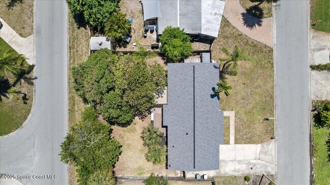 Building Photo - 160 Melaleuca Dr