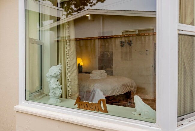 Building Photo - Furnished 3BR Glendora Home | Quiet Retreat + Parking