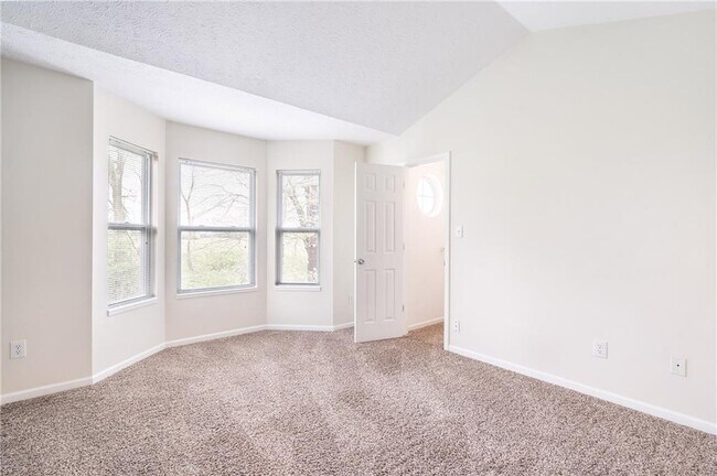 Building Photo - 474 Glenn Villa Ln