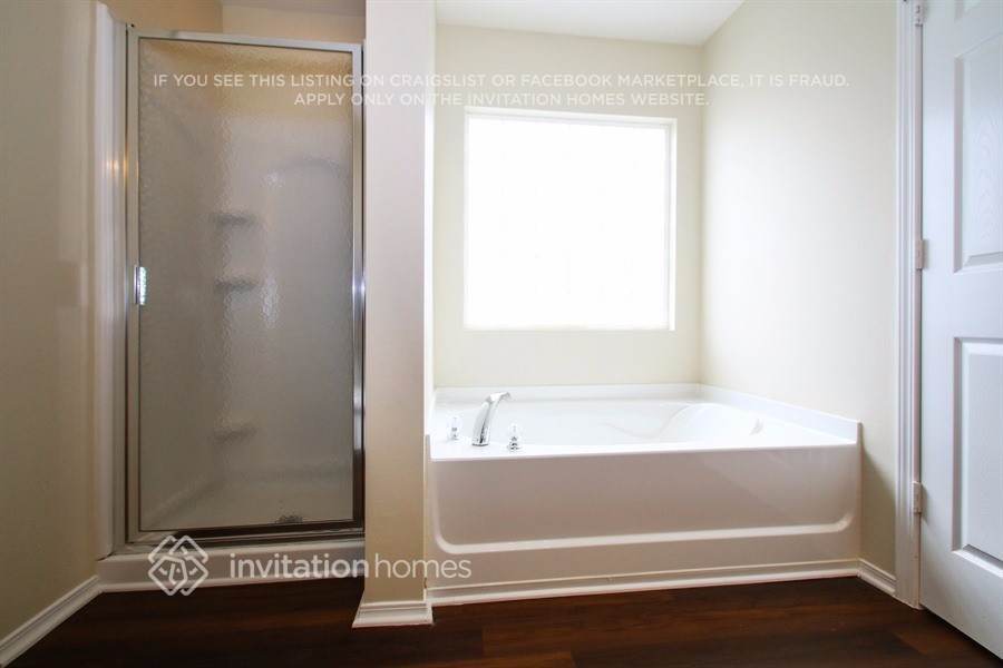 Building Photo - 8825 Chalkstone Rd