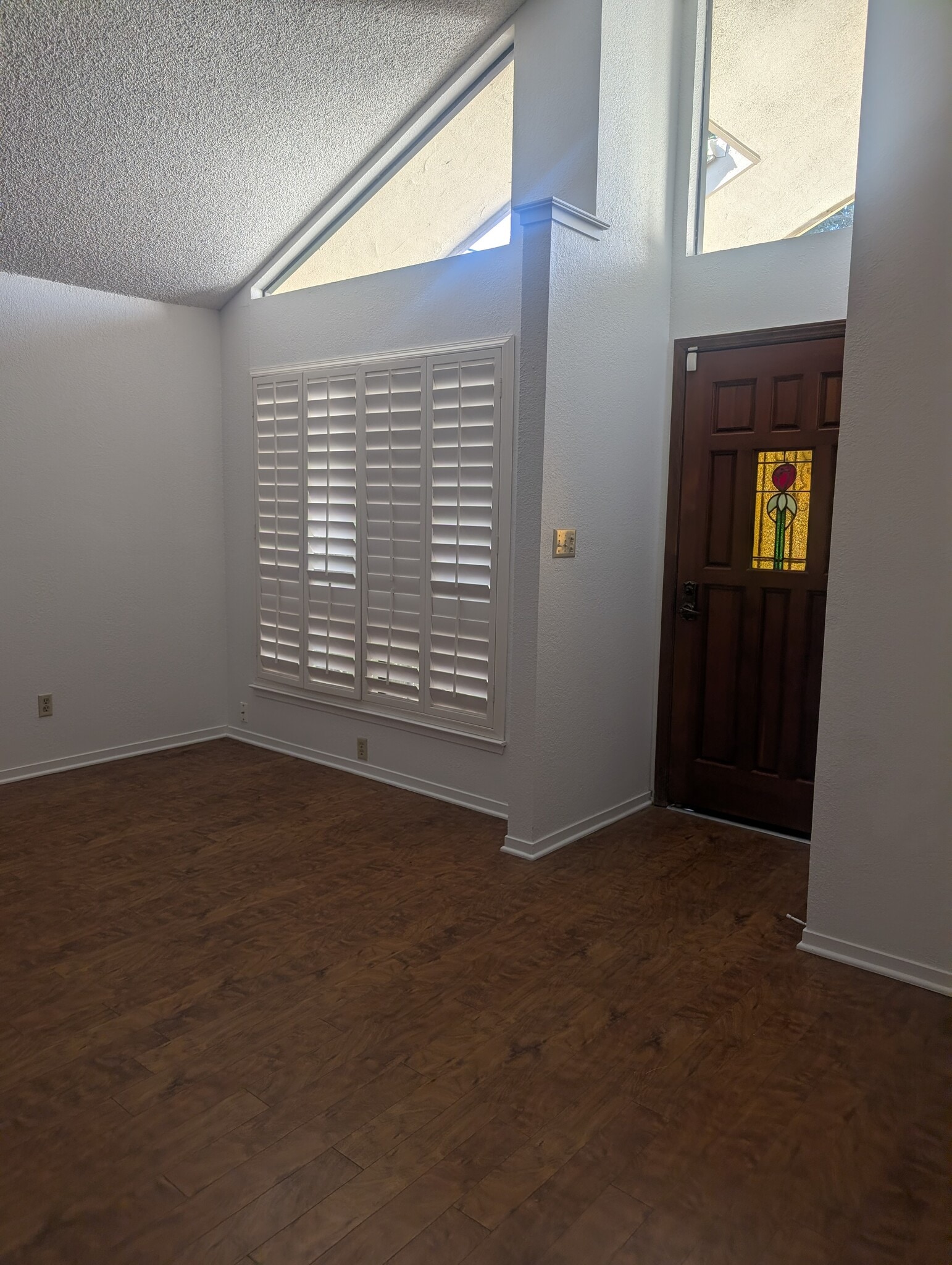 Building Photo - 2803 W Celeste Ave