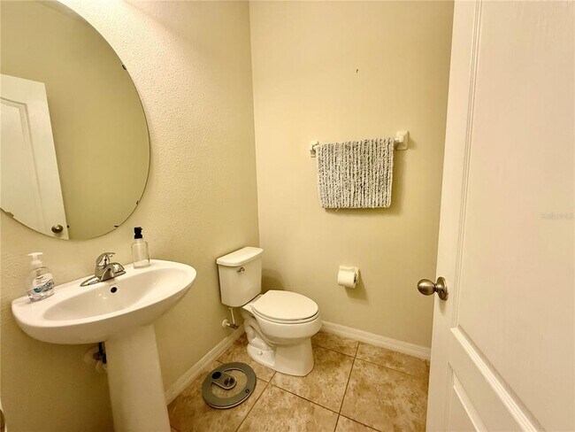 Building Photo - 7522 Aloma Pines Ct