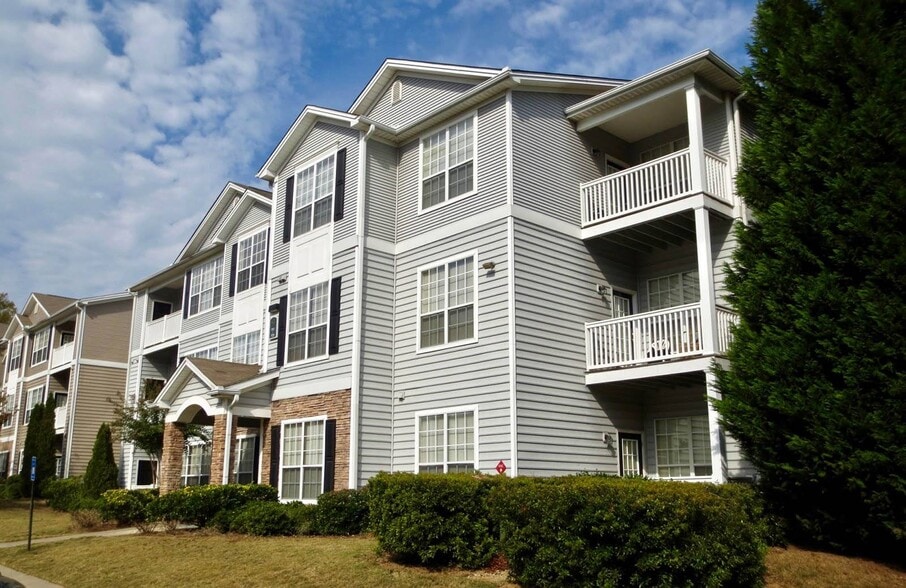 Building Photo - Wellington Ridge Apartments